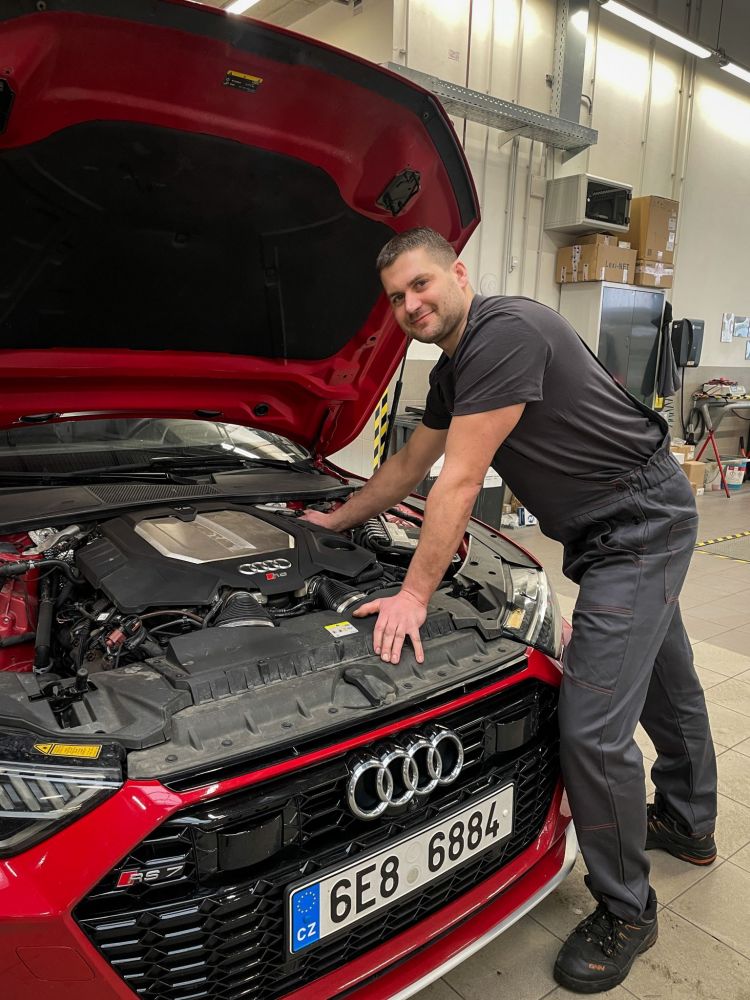 Automechanik Audi, Cupra a dalších značek - náborový příspěvek 30.000 Kč