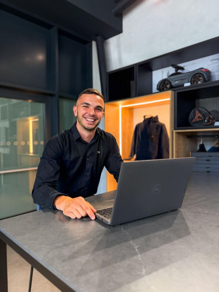 Asistent/ koordinátor prodeje a provozu showroomu